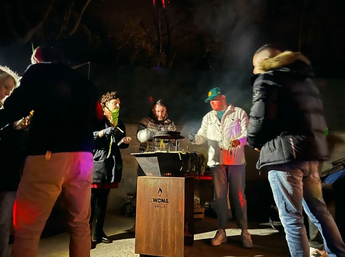 Soirée conviviale du 31 décembre 2024 autour du braséro Iwona à Corneilla-del-Vercol, Pyrénées-Orientales
